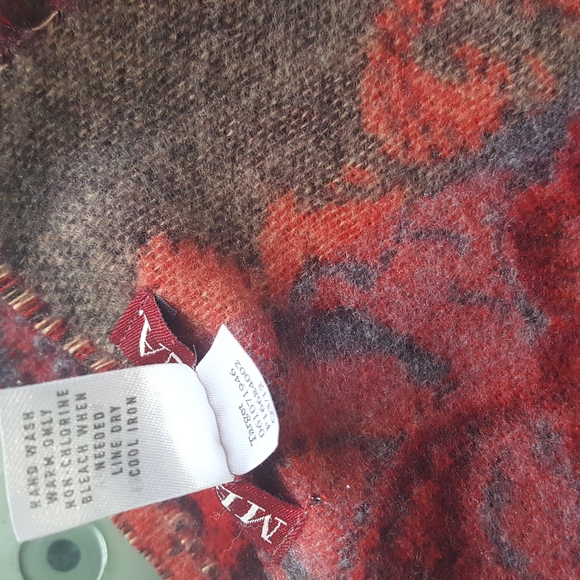 Merona red print soft  scarf. 62x11 - Picture 2 of 4